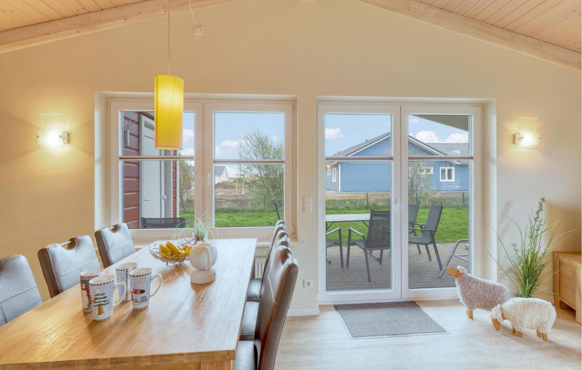 Amazing Home In Dagebuell With Wifi Extérieur photo
